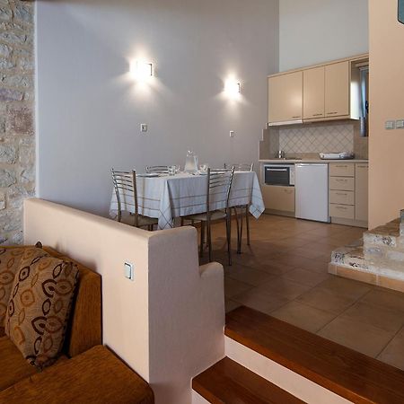 Enastron Villas Кипарисия Екстериор снимка